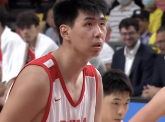 九游娱乐登录入口-男篮半场惜败fmp俱乐部！庞峥麟+2内齐爆，王俊杰全面，小崔低迷|崔永元|中国男篮|徐昕|篮板|杜锋_新浪体育_新浪新闻